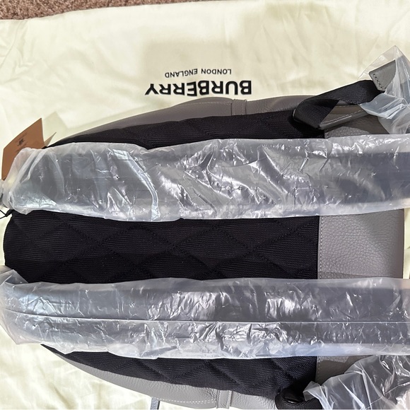 NWT Burberry Abbeydale Leather Logo Backpack Charcoal Grey - Picture 8 of 10